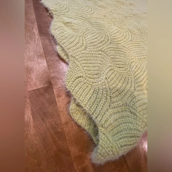 KORI Lime Green Oversized Knit Sweater Small Scalloped Hem NWT - Picture 7 of 12